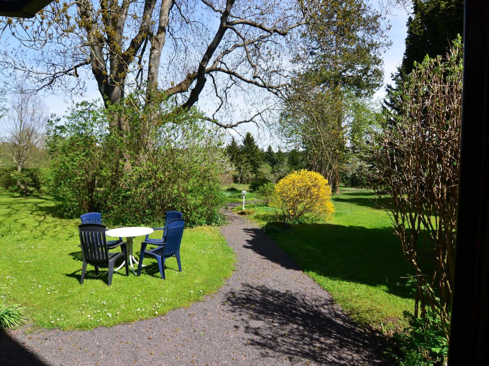 Apartment In Tabarz Thuringia Near The Forest Eksteriør bilde